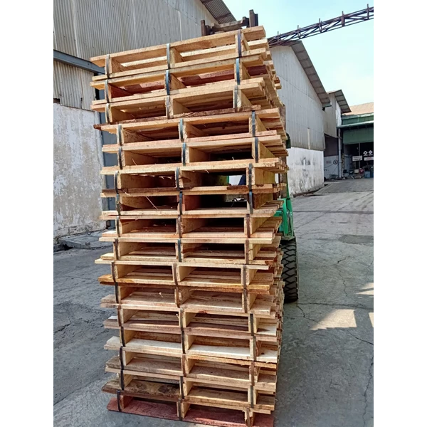sell wooden pallets 