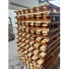 smoked wooden pallets 2