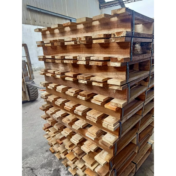 smoked wooden pallets