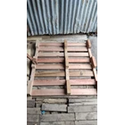 meranti wooden pallets 3