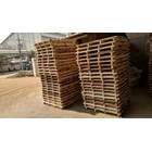 costum wooden pallets 2